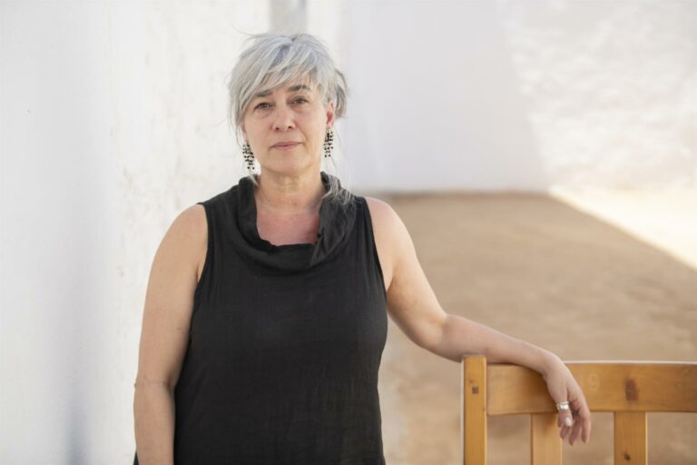 Elisa Sanz reivindica más inversión en el teatro: «Te parece caro por 25 euros, pero pagas 300 por Bad Bunny»