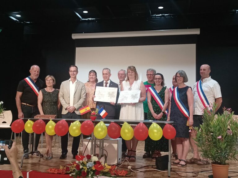 Puertollano y Pouzauges renuevan en Francia 40 años de hermanamiento