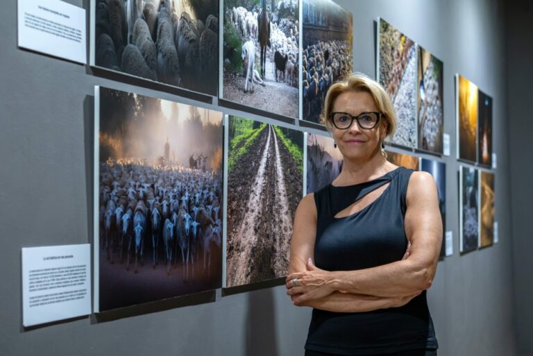 “Yerba, el corazón verde de la trashumancia”, el homenaje fotográfico de Katy Gómez a una tradición milenaria en Puertollano