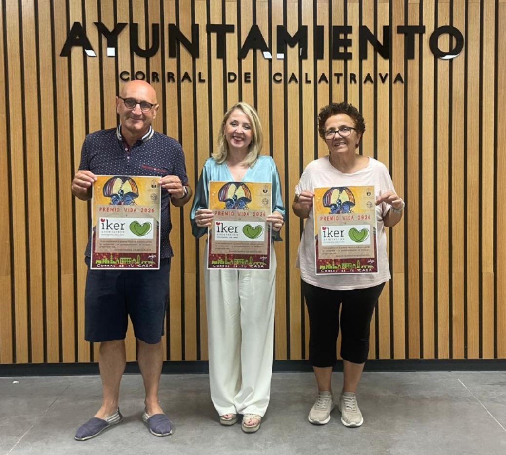 Andrés Cárdenas, María del Prado Susmozas y Rosa Suñé presentan el Premio Vida de esta edición