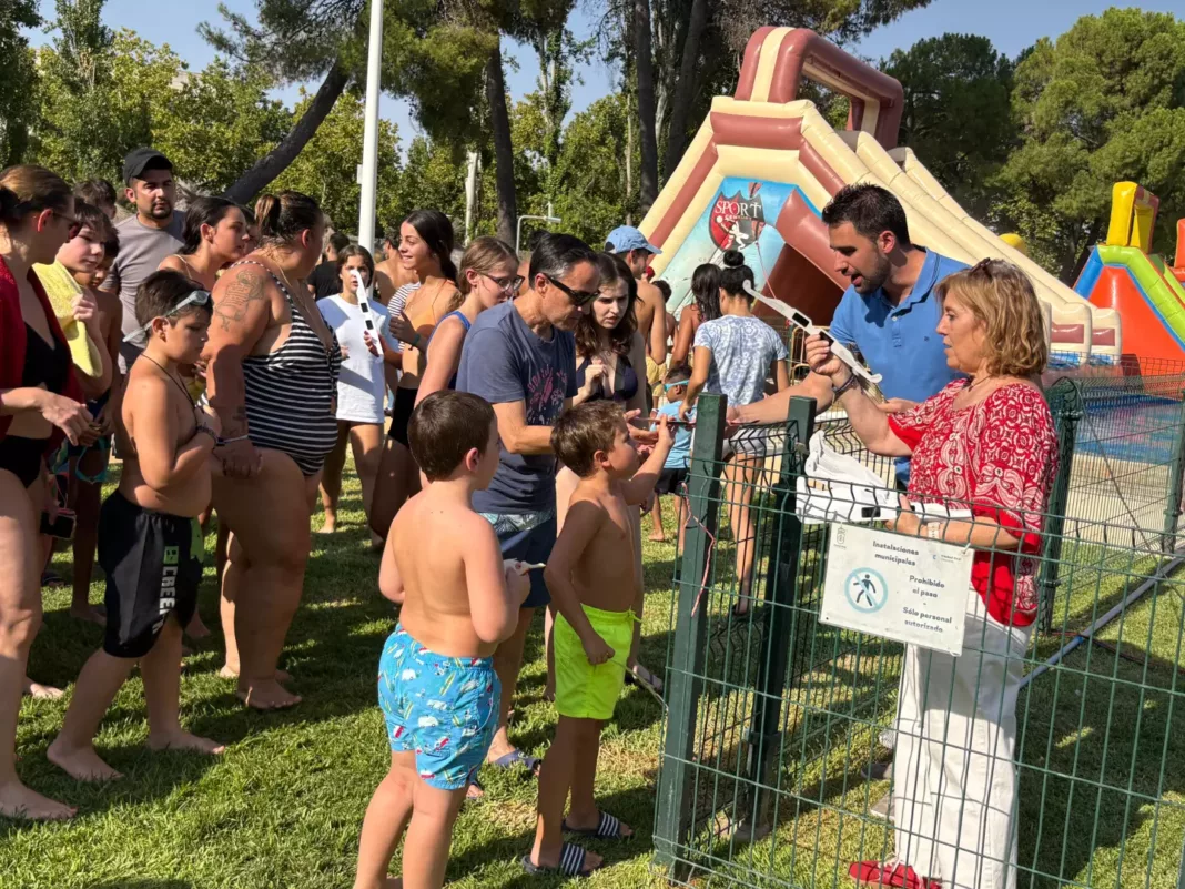 Día de la juventud y fiesta del agua 1