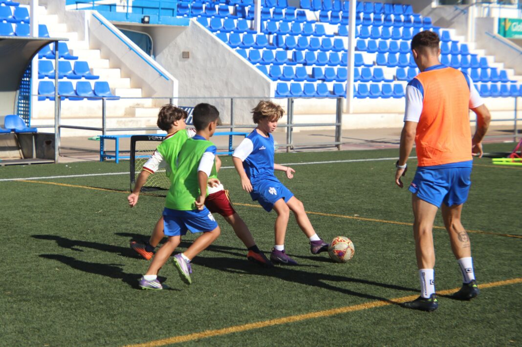 VI campus de fútbol 'Memorial Gonzalo Hilario' (2)