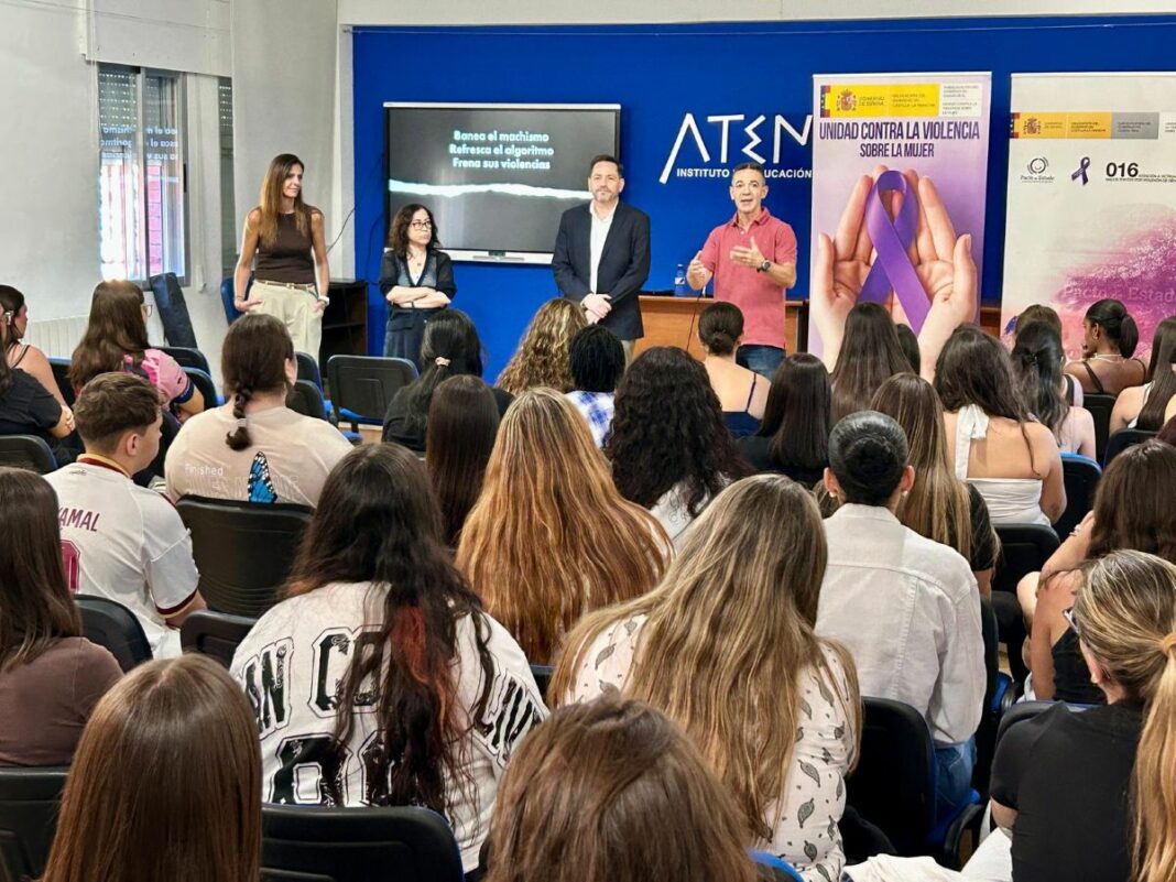 Carmen Ruiz en IES Atenea (1)