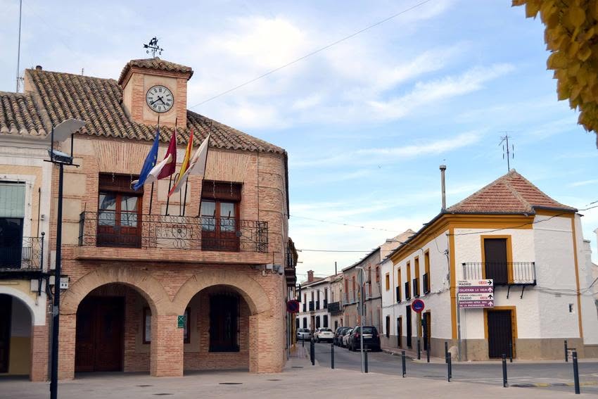 FOTO AYUNTAMIENTO CARRION DE CALATRAVA