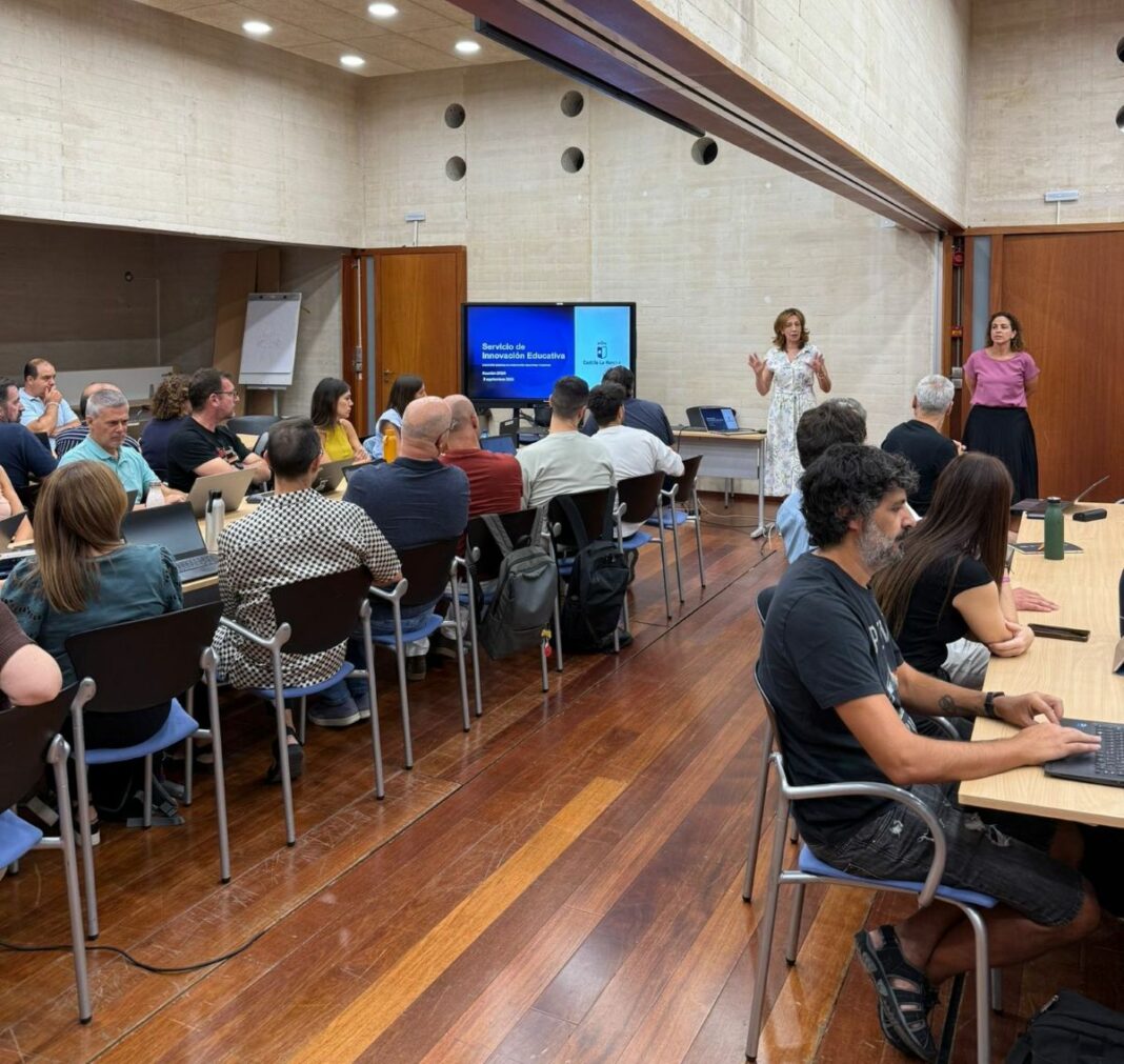 FOTO REUNIÓN DINAMIZADORES