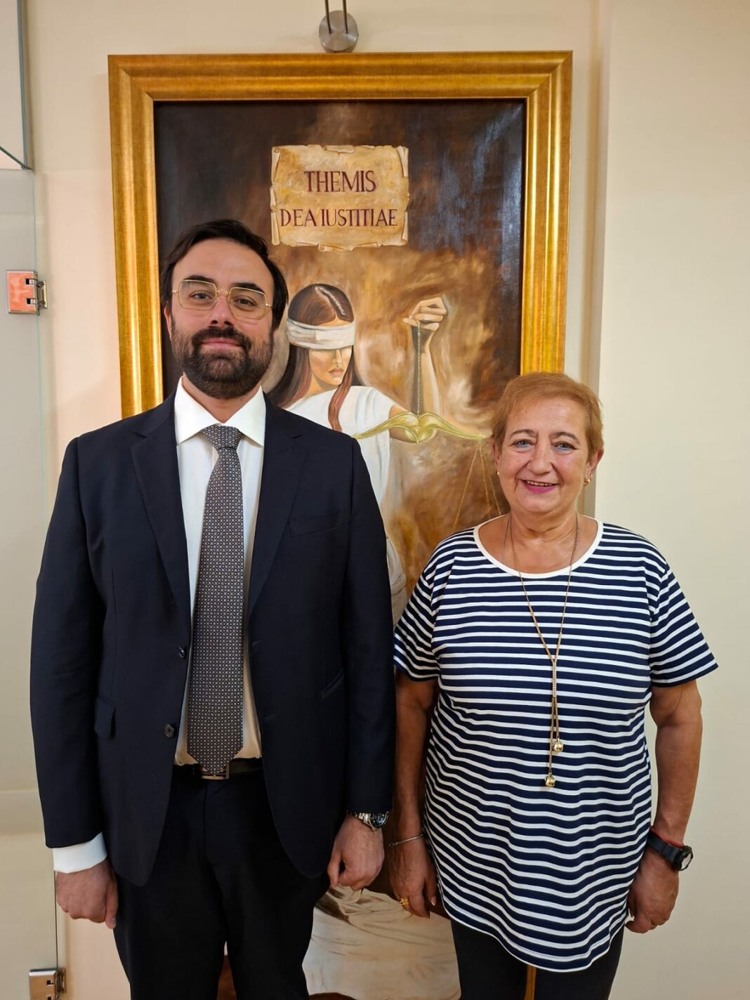 foto candida y letrado