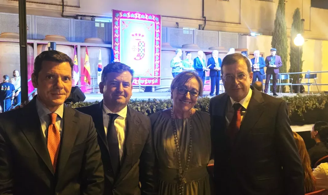 vox-en-valdepeñas