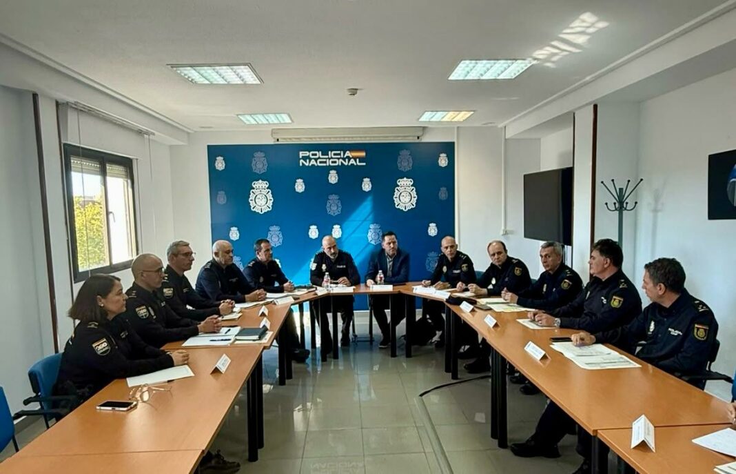 Reunión mandos Policía Nacional